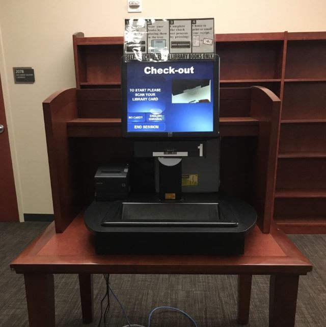 Self checkout machine in the KC