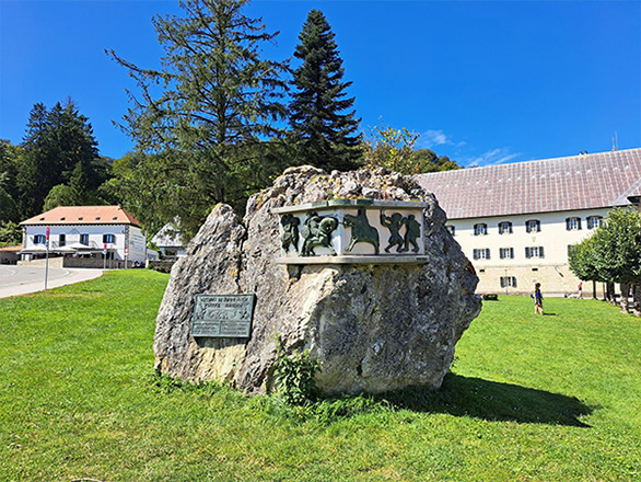 Monument erected in honor of the Basques at the Collegiate Church of Orreaga in 1978, commemorating the 1200 years since the battle.