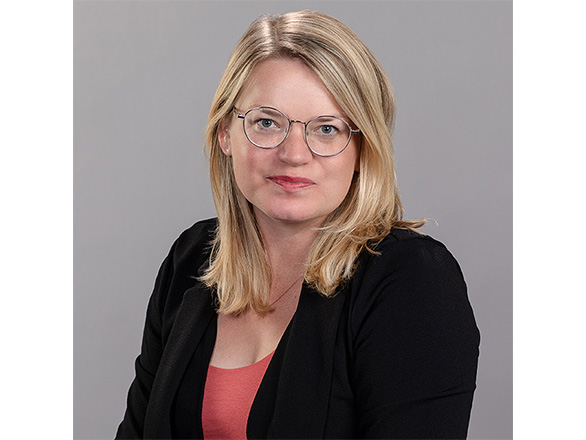 Portrait of Elisabeth Linn.