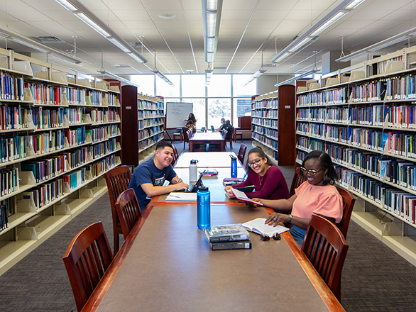 Students studying inside the Mathewson-IGT Knowledge Center.