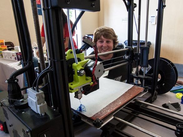 Student using 3D printer Lulzbot