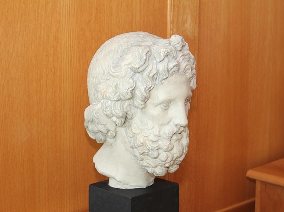 Grecian bust